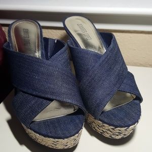 Jennifer Lopez denim Syrin size 7.5